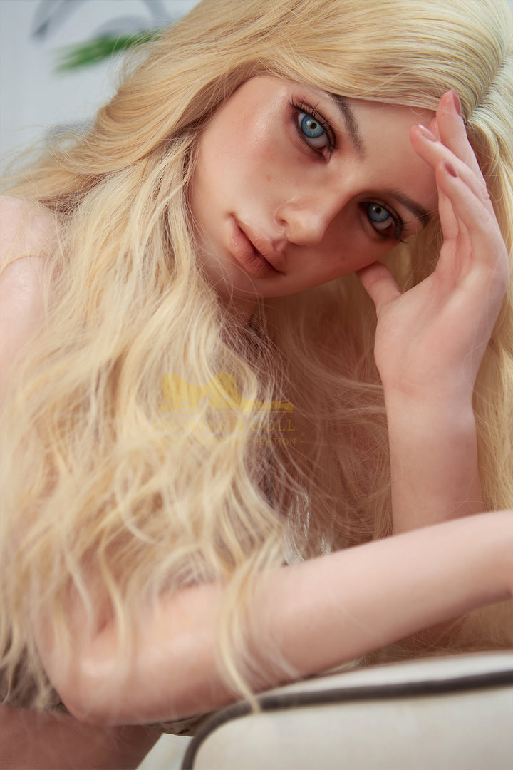 Irontech Sexdoll Walburga