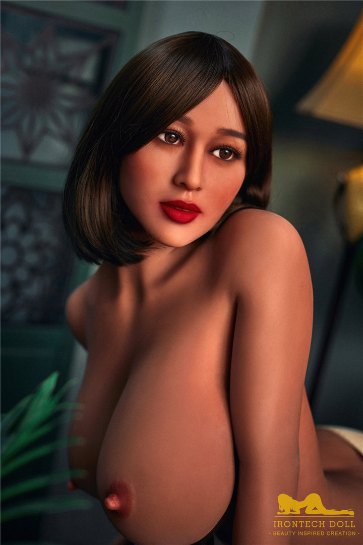 Irontech Sexpuppe Authumn - housedoll - Sexroboter kaufen - Sexpuppe kaufen - Sexpuppe mieten Berlin - Günstige Sexpuppen