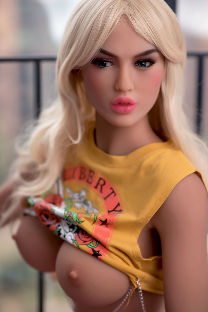 6YE Premium Sexpuppe Malaika - housedoll - Sexroboter kaufen - Sexpuppe kaufen - Sexpuppe mieten Berlin - Günstige Sexpuppen