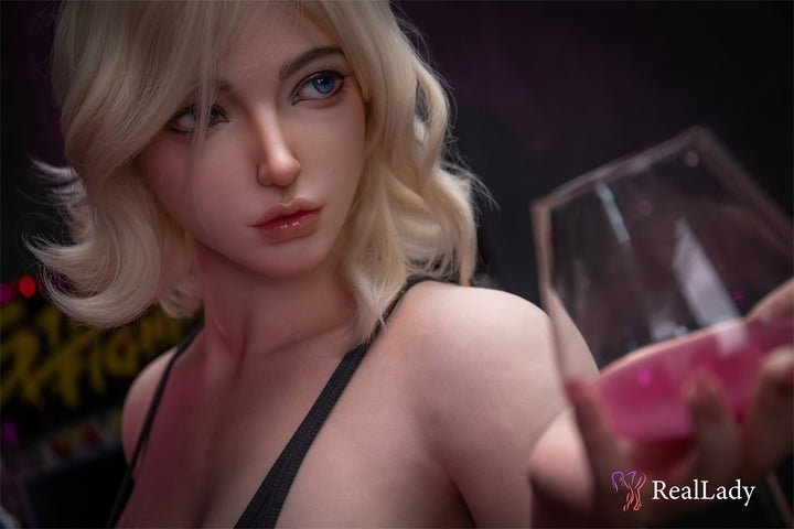 Real Lady Sexdoll Leyla - housedoll - Sexroboter kaufen - Sexpuppe kaufen - Sexpuppe mieten Berlin - Günstige Sexpuppen