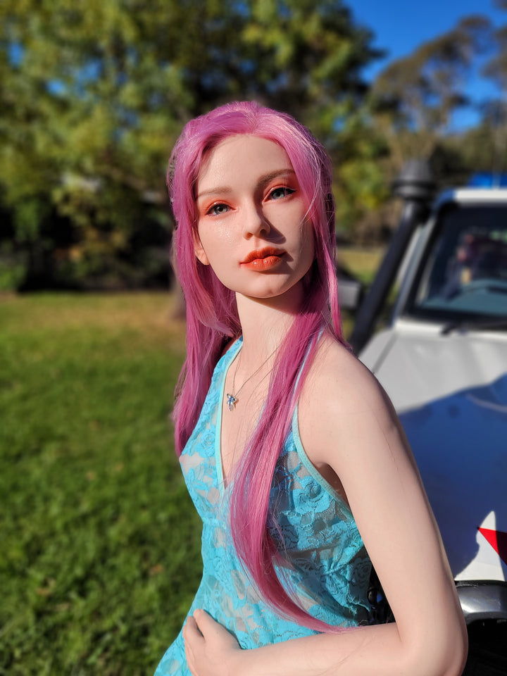 Starpery Silikonpuppe Queen - housedoll - Sexroboter kaufen - Sexpuppe kaufen - Sexpuppe mieten Berlin - Günstige Sexpuppen