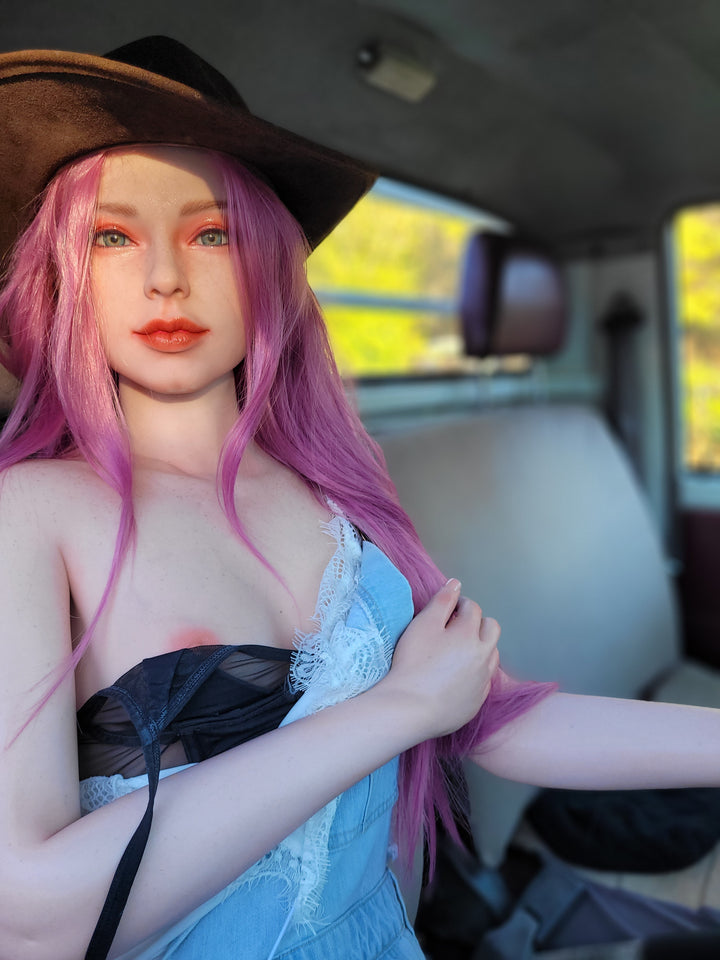 Starpery Silikonpuppe Queen - housedoll - Sexroboter kaufen - Sexpuppe kaufen - Sexpuppe mieten Berlin - Günstige Sexpuppen