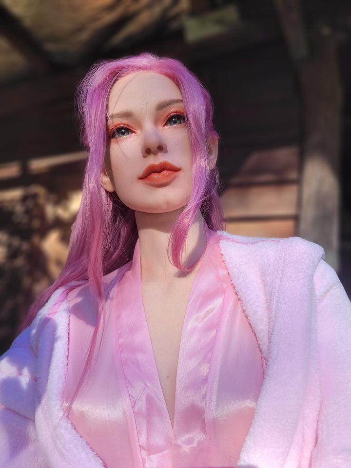 Starpery Silikonpuppe Queen - housedoll - Sexroboter kaufen - Sexpuppe kaufen - Sexpuppe mieten Berlin - Günstige Sexpuppen