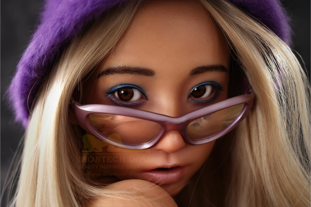 Irontech Sexdoll Klera - housedoll - Sexroboter kaufen - Sexpuppe kaufen - Sexpuppe mieten Berlin - Günstige Sexpuppen