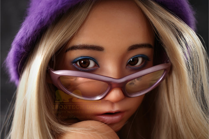 Irontech Sexdoll Klera - housedoll - Sexroboter kaufen - Sexpuppe kaufen - Sexpuppe mieten Berlin - Günstige Sexpuppen