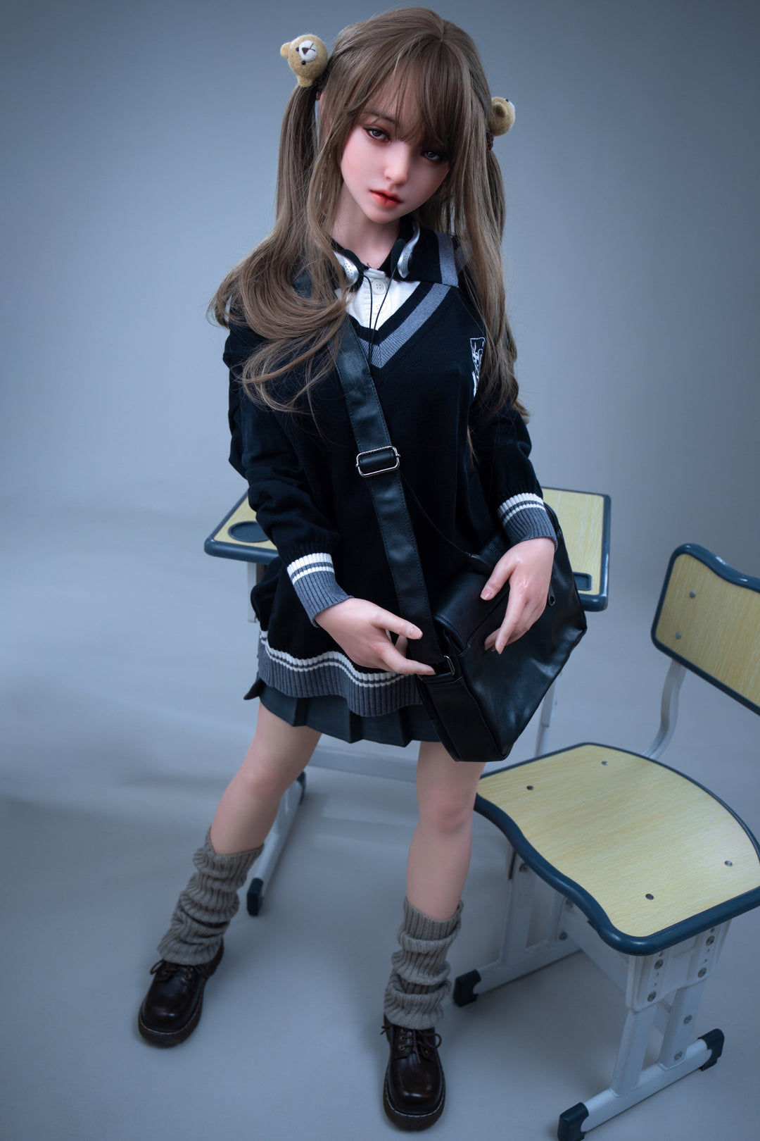 TAYU Hotel Sexpuppe Lou - housedoll - Sexroboter kaufen - Sexpuppe kaufen - Sexpuppe mieten Berlin - Günstige Sexpuppen