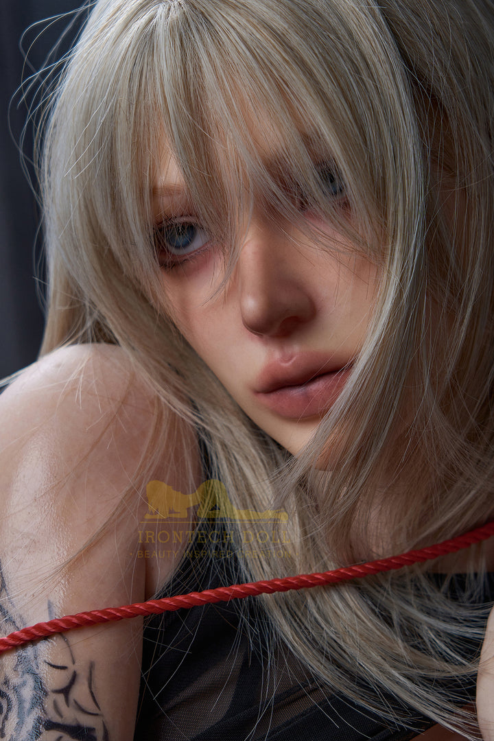 Irontech Sexpuppe Mina - housedoll - Sexroboter kaufen - Sexpuppe kaufen - Sexpuppe mieten Berlin - Günstige Sexpuppen