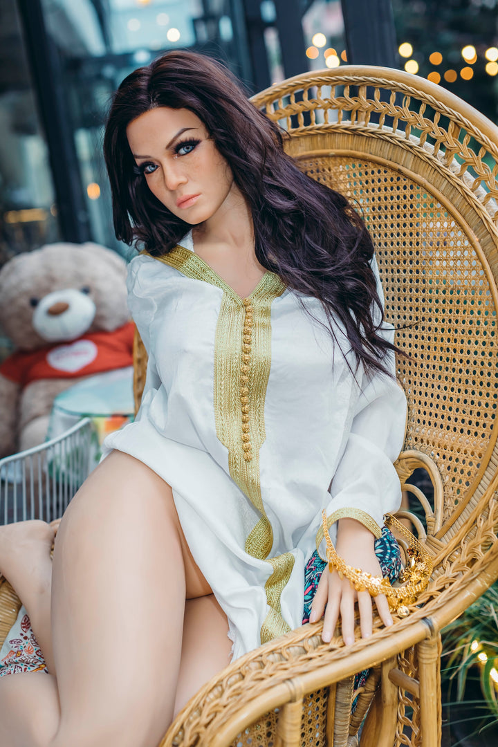 Starpery Silikonpuppe Tara - housedoll - Sexroboter kaufen - Sexpuppe kaufen - Sexpuppe mieten Berlin - Günstige Sexpuppen
