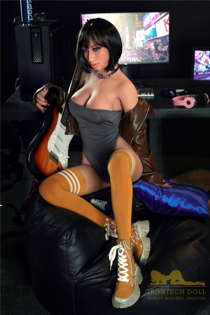 Irontech Sexpuppe Zara - housedoll - Sexroboter kaufen - Sexpuppe kaufen - Sexpuppe mieten Berlin - Günstige Sexpuppen