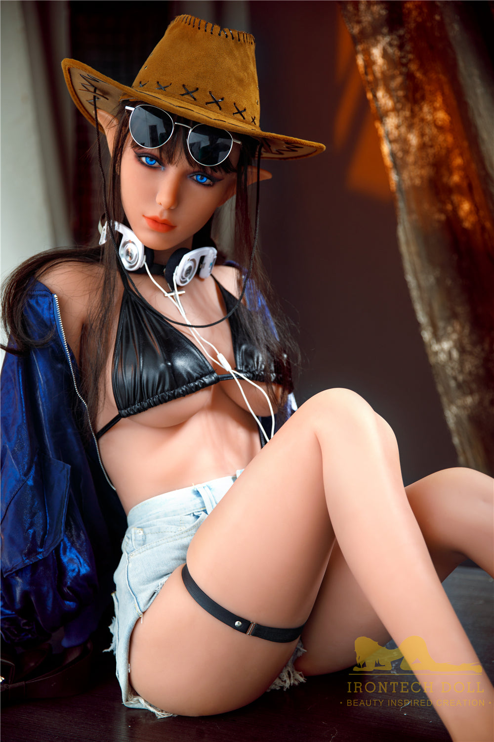 Irontech Sexpuppe Scarlett Elf - housedoll - Sexroboter kaufen - Sexpuppe kaufen - Sexpuppe mieten Berlin - Günstige Sexpuppen