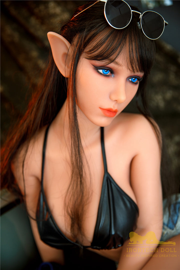 Irontech Sexpuppe Scarlett Elf - housedoll - Sexroboter kaufen - Sexpuppe kaufen - Sexpuppe mieten Berlin - Günstige Sexpuppen