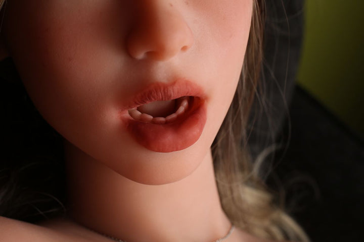 Firedoll Sexpuppe Emma - housedoll - Sexroboter kaufen - Sexpuppe kaufen - Sexpuppe mieten Berlin - Günstige Sexpuppen