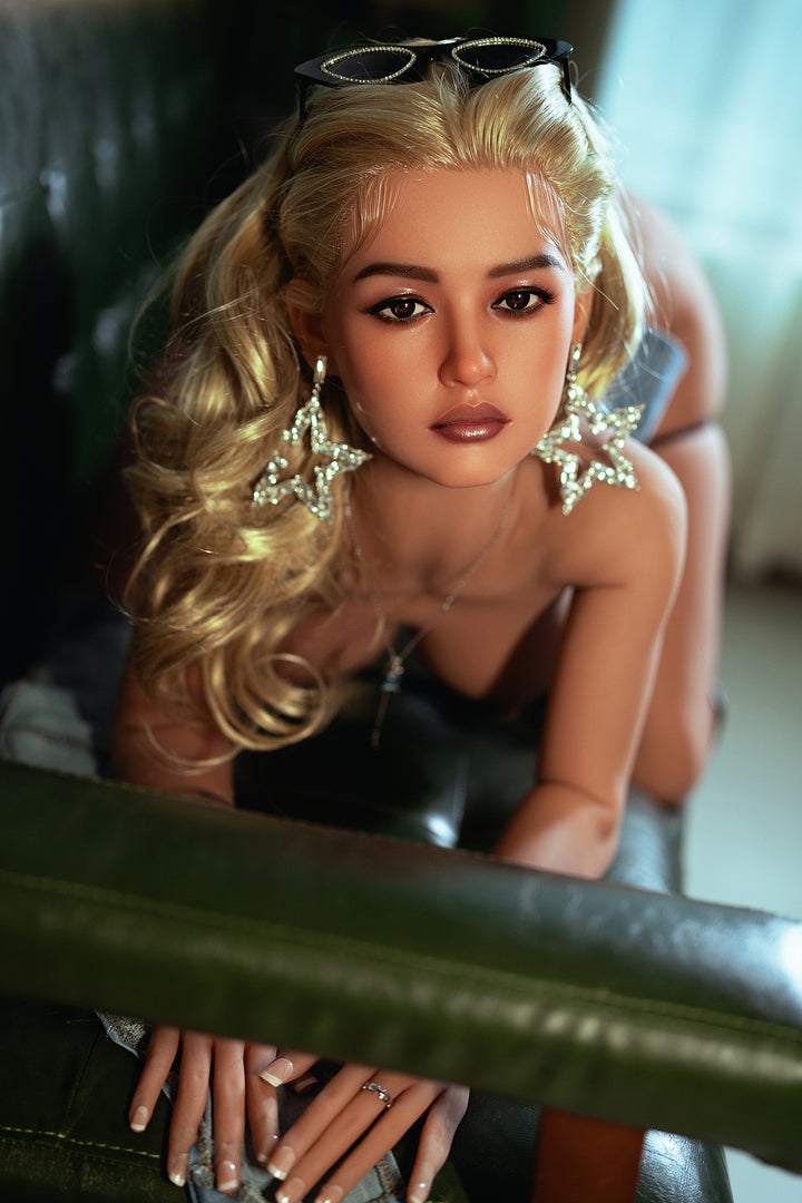 SYDoll Sexpuppe Michaela - housedoll - Sexroboter kaufen - Sexpuppe kaufen - Sexpuppe mieten Berlin - Günstige Sexpuppen
