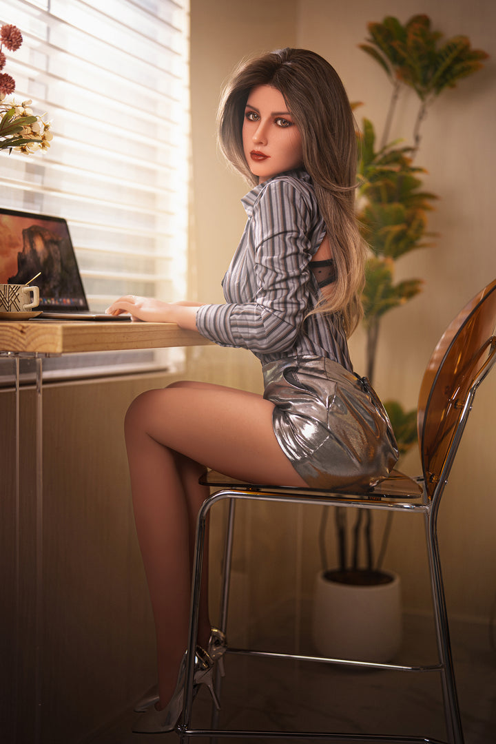 SYDoll Sexpuppe Malinka - housedoll - Sexroboter kaufen - Sexpuppe kaufen - Sexpuppe mieten Berlin - Günstige Sexpuppen