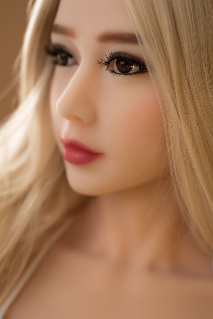 6YE Premium Sexpuppe Jule - housedoll - Sexroboter kaufen - Sexpuppe kaufen - Sexpuppe mieten Berlin - Günstige Sexpuppen