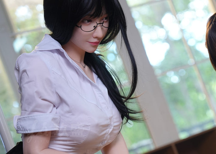 Jiusheng Silikonpuppe Emilie - housedoll - Sexroboter kaufen - Sexpuppe kaufen - Sexpuppe mieten Berlin - Günstige Sexpuppen