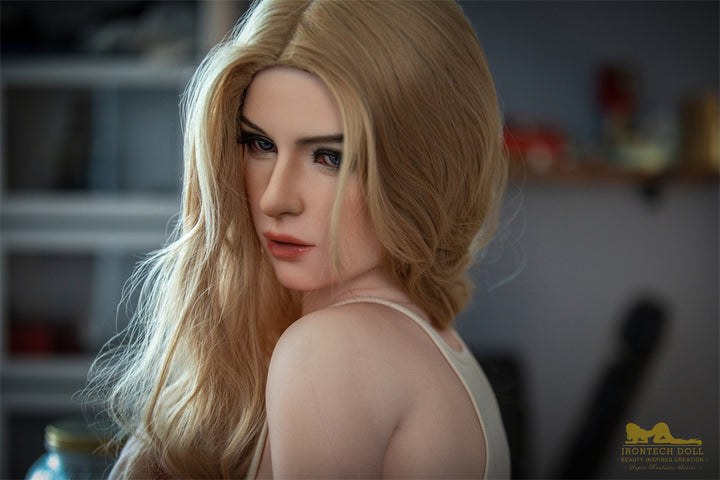 Irontech Sexdoll Floras - housedoll - Sexroboter kaufen - Sexpuppe kaufen - Sexpuppe mieten Berlin - Günstige Sexpuppen