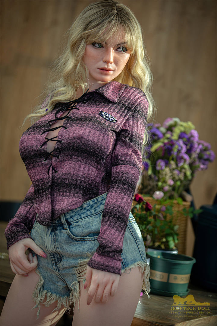 Irontech Sexdoll Wilhelmine - housedoll - Sexroboter kaufen - Sexpuppe kaufen - Sexpuppe mieten Berlin - Günstige Sexpuppen