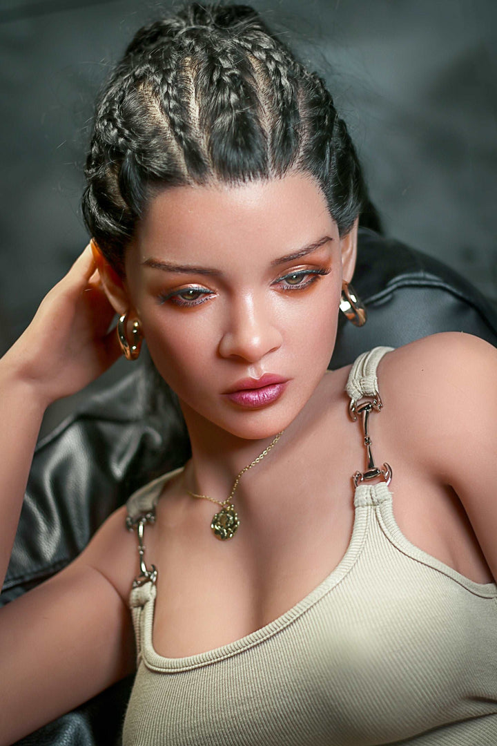 BAT Liebespuppe Kira - housedoll - Sexroboter kaufen - Sexpuppe kaufen - Sexpuppe mieten Berlin - Günstige Sexpuppen