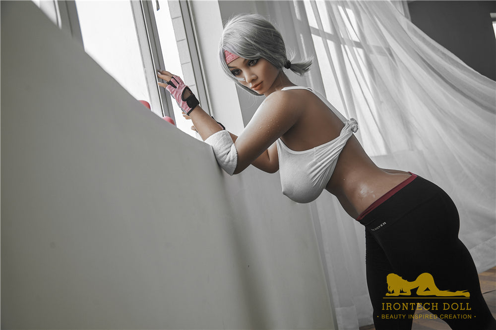 Irontech Sexpuppe Ayumi - housedoll - Sexroboter kaufen - Sexpuppe kaufen - Sexpuppe mieten Berlin - Günstige Sexpuppen