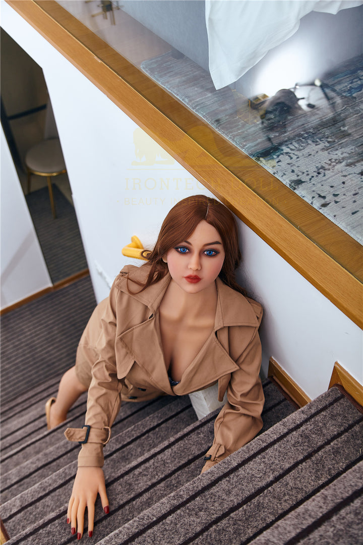 Irontech Sexpuppe Chloe - housedoll - Sexroboter kaufen - Sexpuppe kaufen - Sexpuppe mieten Berlin - Günstige Sexpuppen