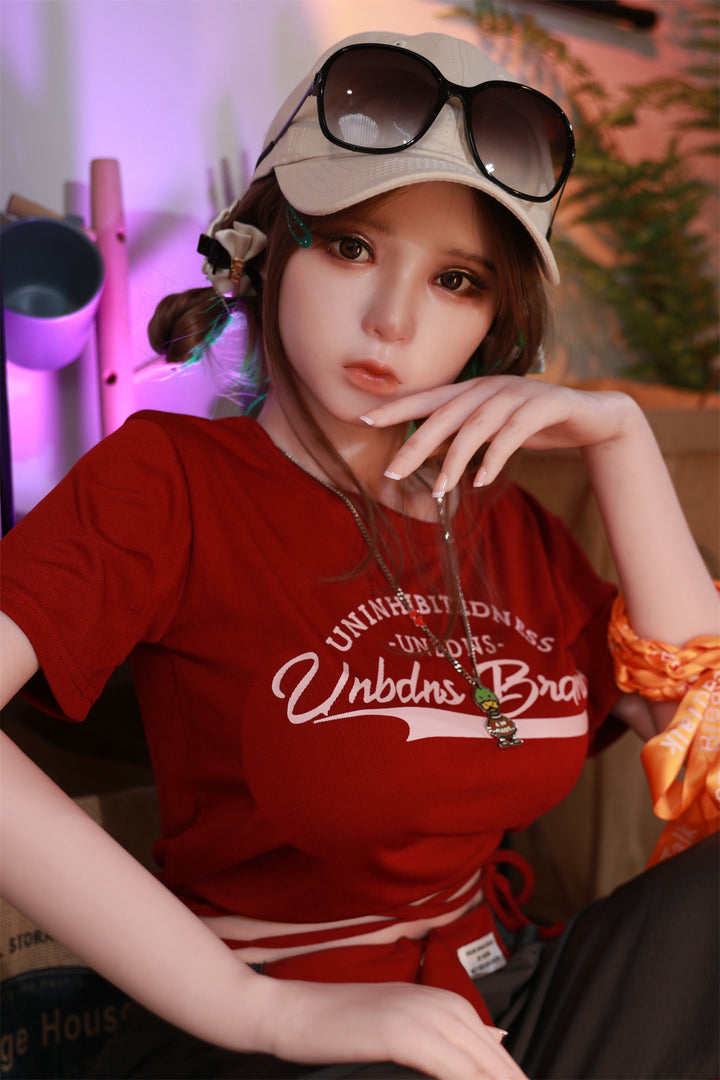 Golden Doll Melania - housedoll - Sexroboter kaufen - Sexpuppe kaufen - Sexpuppe mieten Berlin - Günstige Sexpuppen