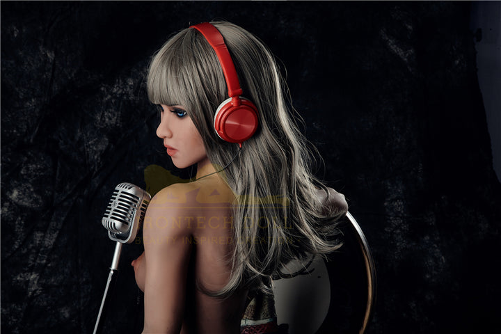 Irontech Sexpuppe Lora - housedoll - Sexroboter kaufen - Sexpuppe kaufen - Sexpuppe mieten Berlin - Günstige Sexpuppen