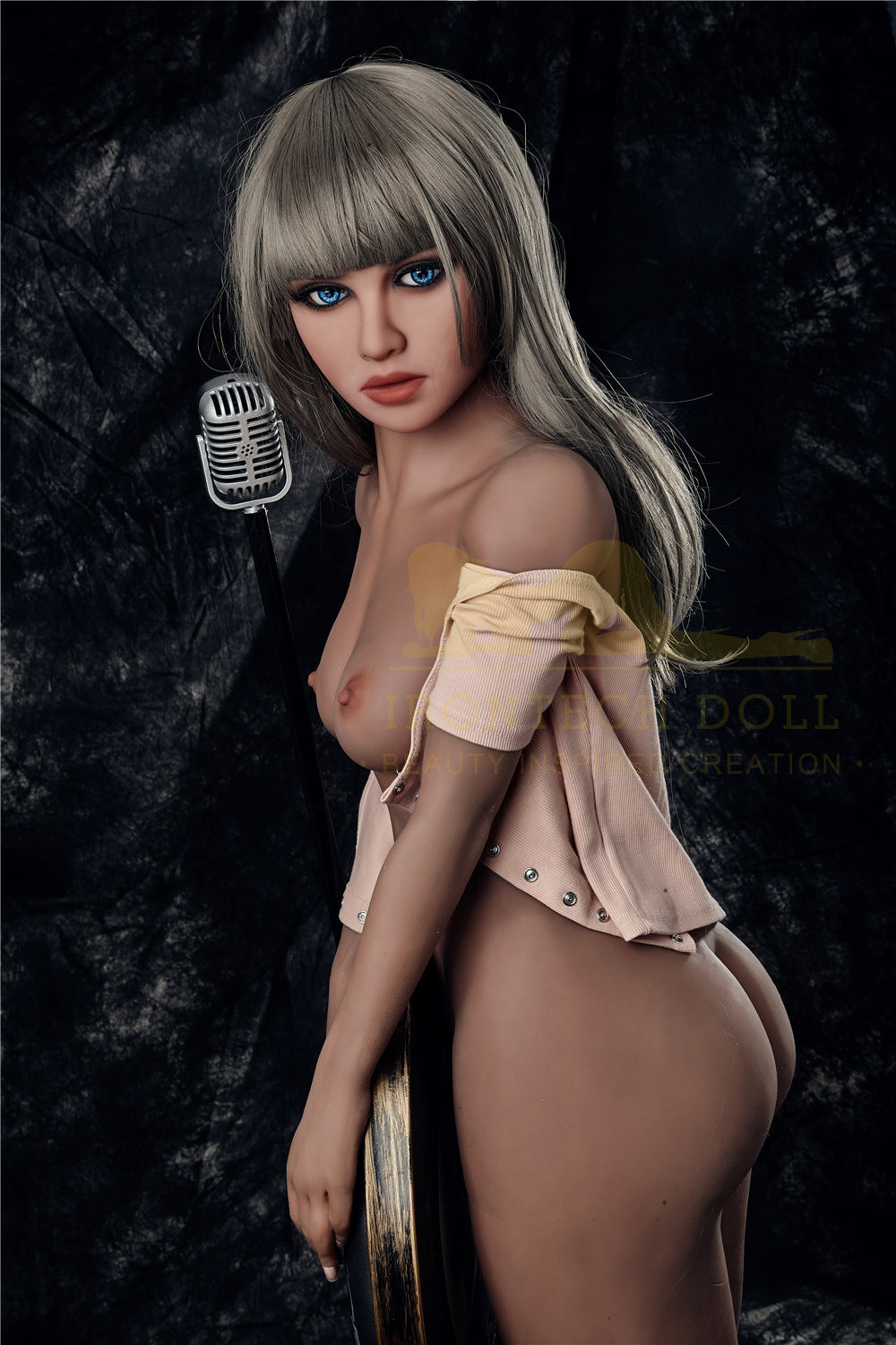 Irontech Sexpuppe Lora