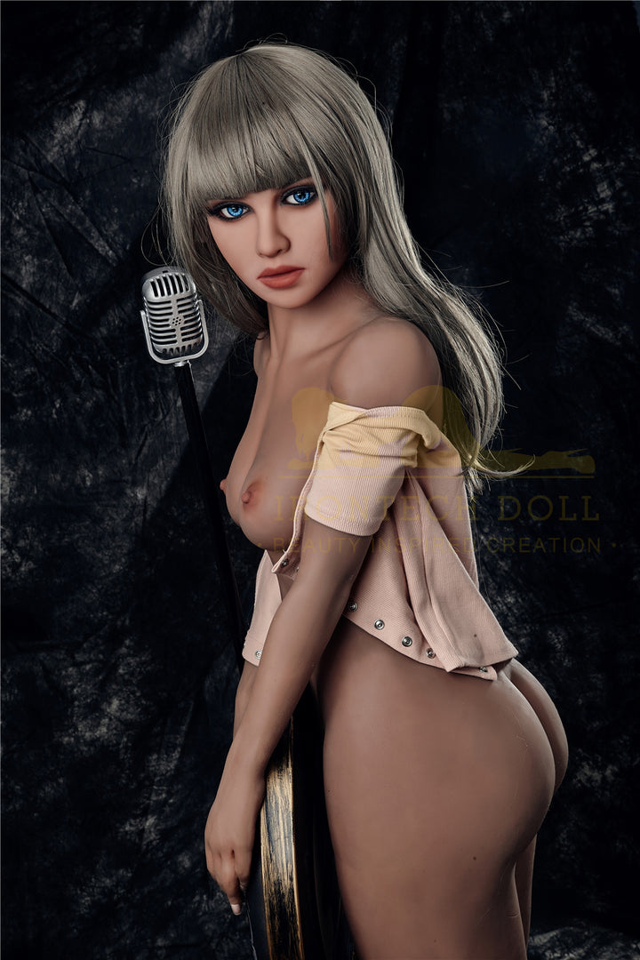 Irontech Sexpuppe Lora