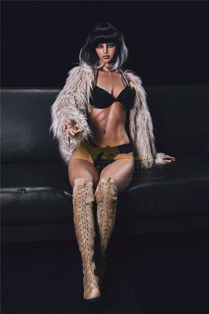 Irontech Sexpuppe Emily - housedoll - Sexroboter kaufen - Sexpuppe kaufen - Sexpuppe mieten Berlin - Günstige Sexpuppen