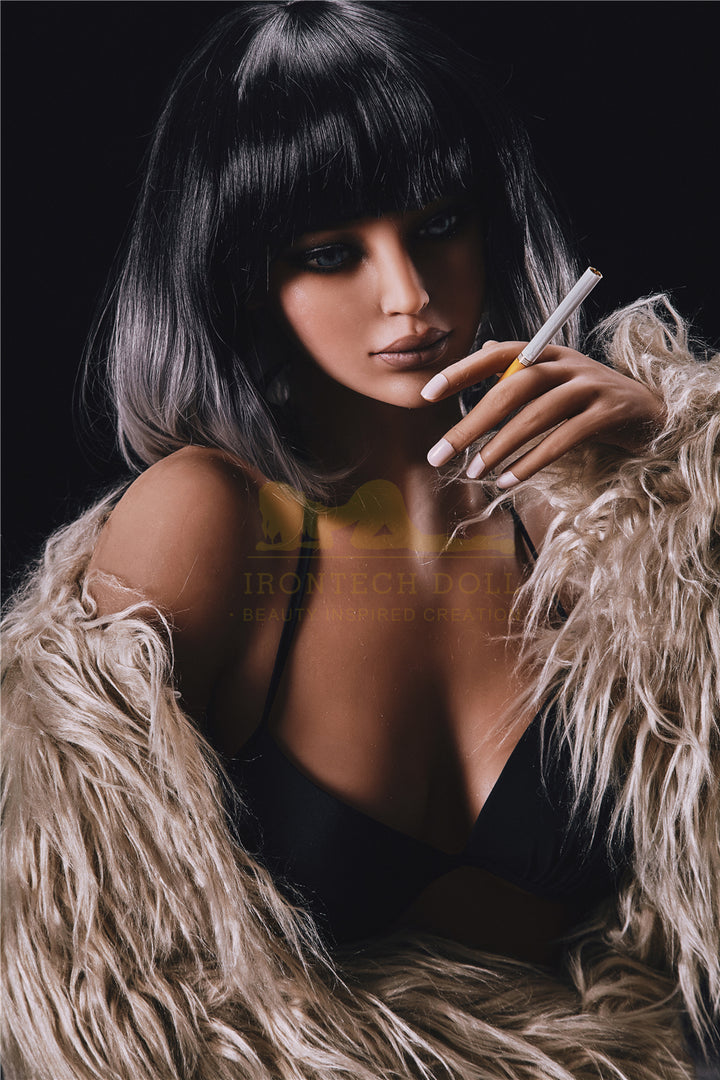 Irontech Sexpuppe Emily - housedoll - Sexroboter kaufen - Sexpuppe kaufen - Sexpuppe mieten Berlin - Günstige Sexpuppen