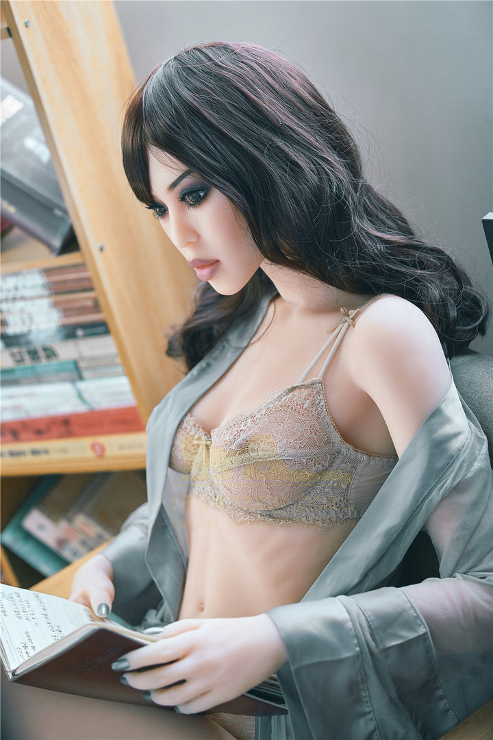 Irontech Sexpuppe Akisha - housedoll - Sexroboter kaufen - Sexpuppe kaufen - Sexpuppe mieten Berlin - Günstige Sexpuppen