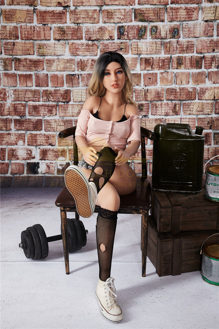 Irontech Sexpuppe Cecelia - housedoll - Sexroboter kaufen - Sexpuppe kaufen - Sexpuppe mieten Berlin - Günstige Sexpuppen