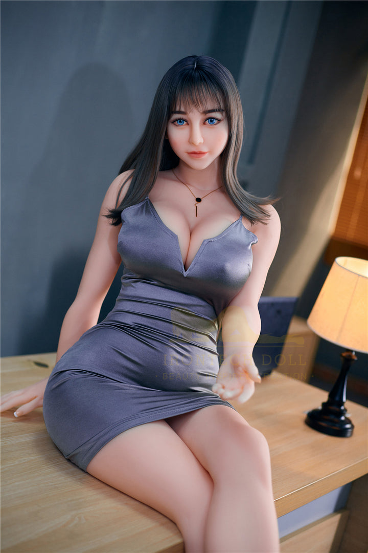 Irontech Sexpuppe Chiyo - housedoll - Sexroboter kaufen - Sexpuppe kaufen - Sexpuppe mieten Berlin - Günstige Sexpuppen