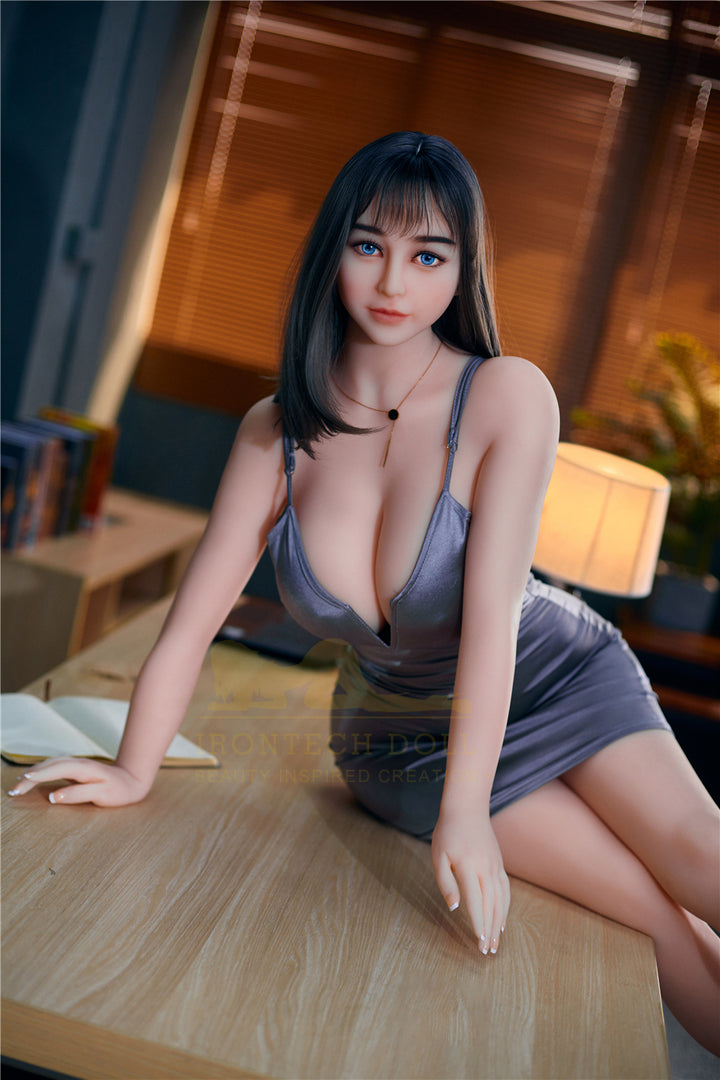 Irontech Sexpuppe Chiyo - housedoll - Sexroboter kaufen - Sexpuppe kaufen - Sexpuppe mieten Berlin - Günstige Sexpuppen