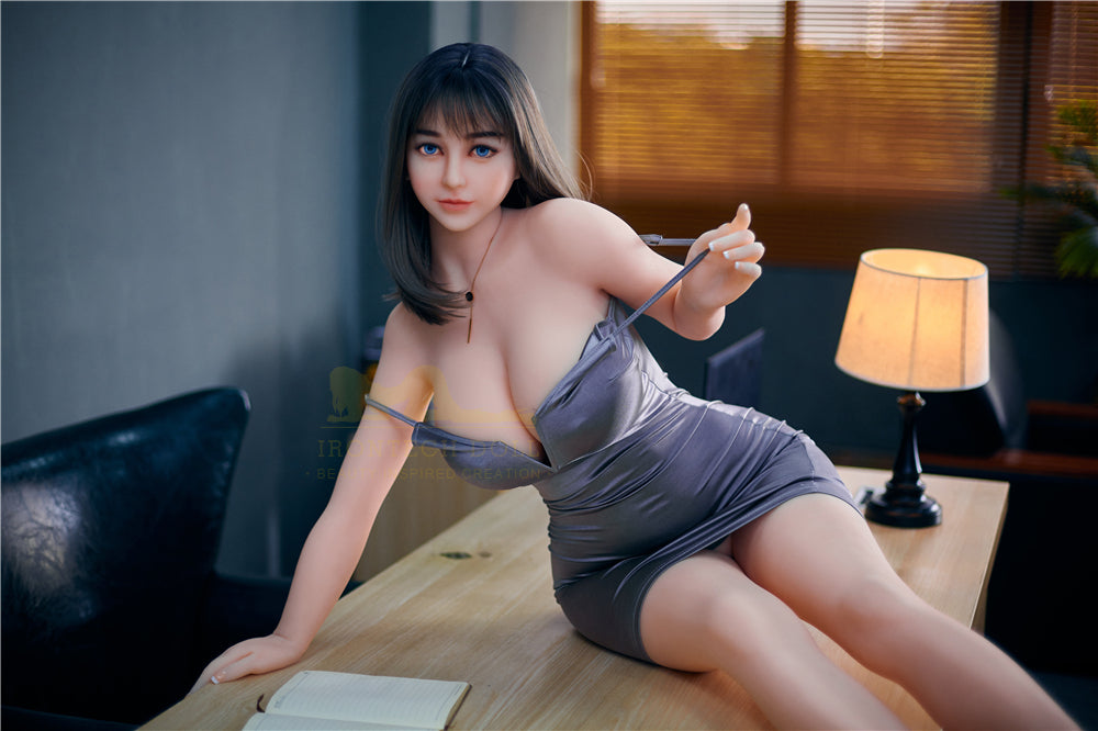 Irontech Sexpuppe Chiyo - housedoll - Sexroboter kaufen - Sexpuppe kaufen - Sexpuppe mieten Berlin - Günstige Sexpuppen