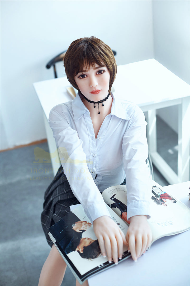 Irontech Sexpuppe Fiona - housedoll - Sexroboter kaufen - Sexpuppe kaufen - Sexpuppe mieten Berlin - Günstige Sexpuppen