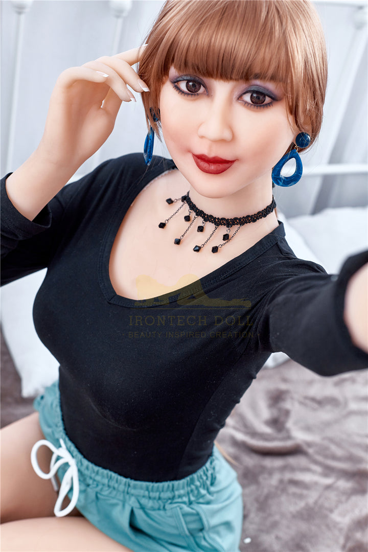 Irontech Sexpuppe Xiu - housedoll - Sexroboter kaufen - Sexpuppe kaufen - Sexpuppe mieten Berlin - Günstige Sexpuppen