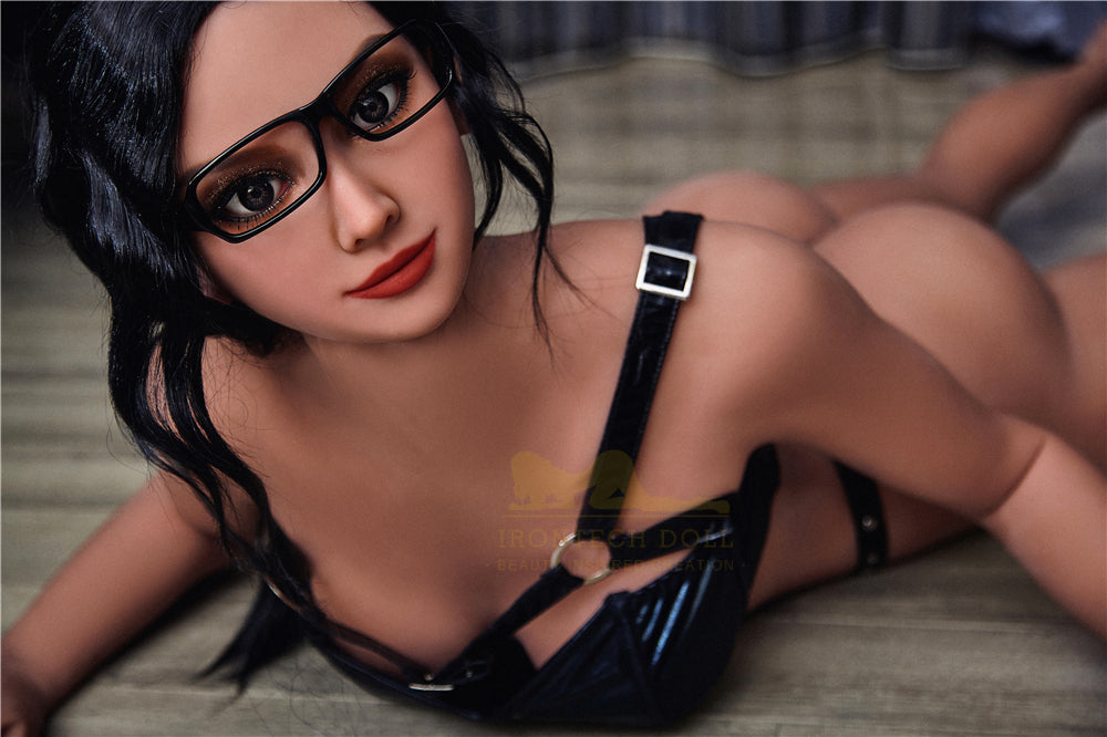 Irontech Sexpuppe Hellen