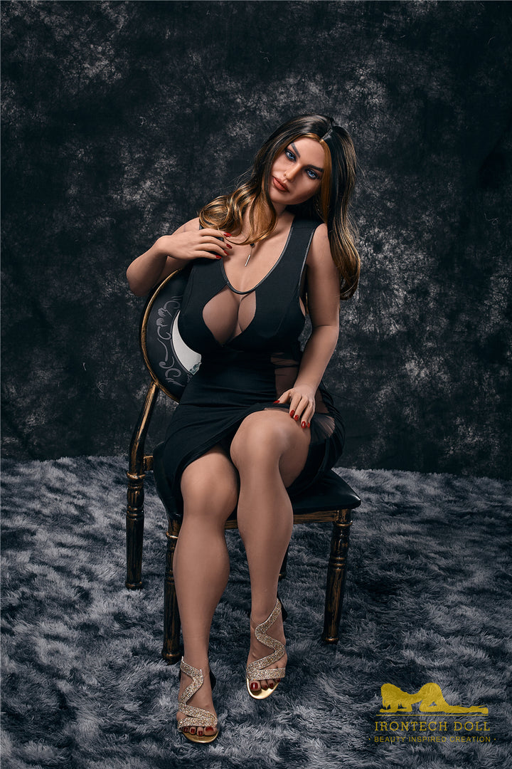Irontech Sexpuppe Monica - housedoll - Sexroboter kaufen - Sexpuppe kaufen - Sexpuppe mieten Berlin - Günstige Sexpuppen