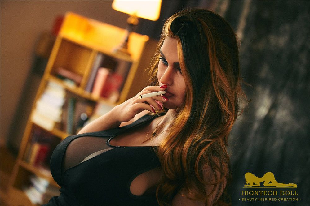 Irontech Sexpuppe Monica