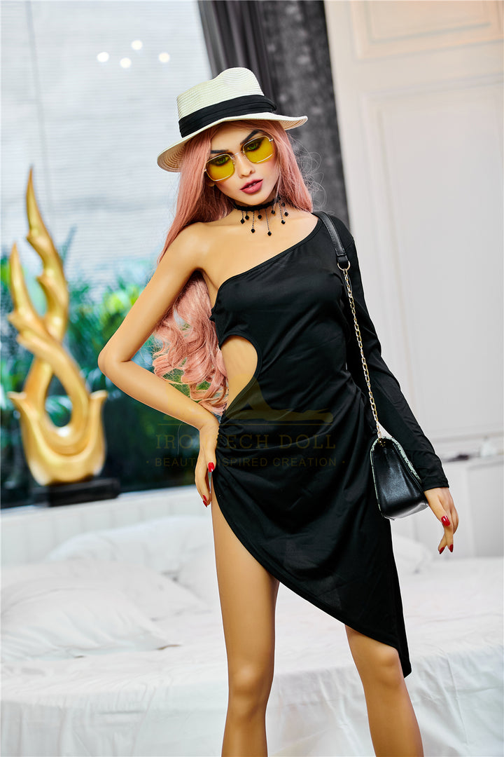 Irontech Sexpuppe Selina