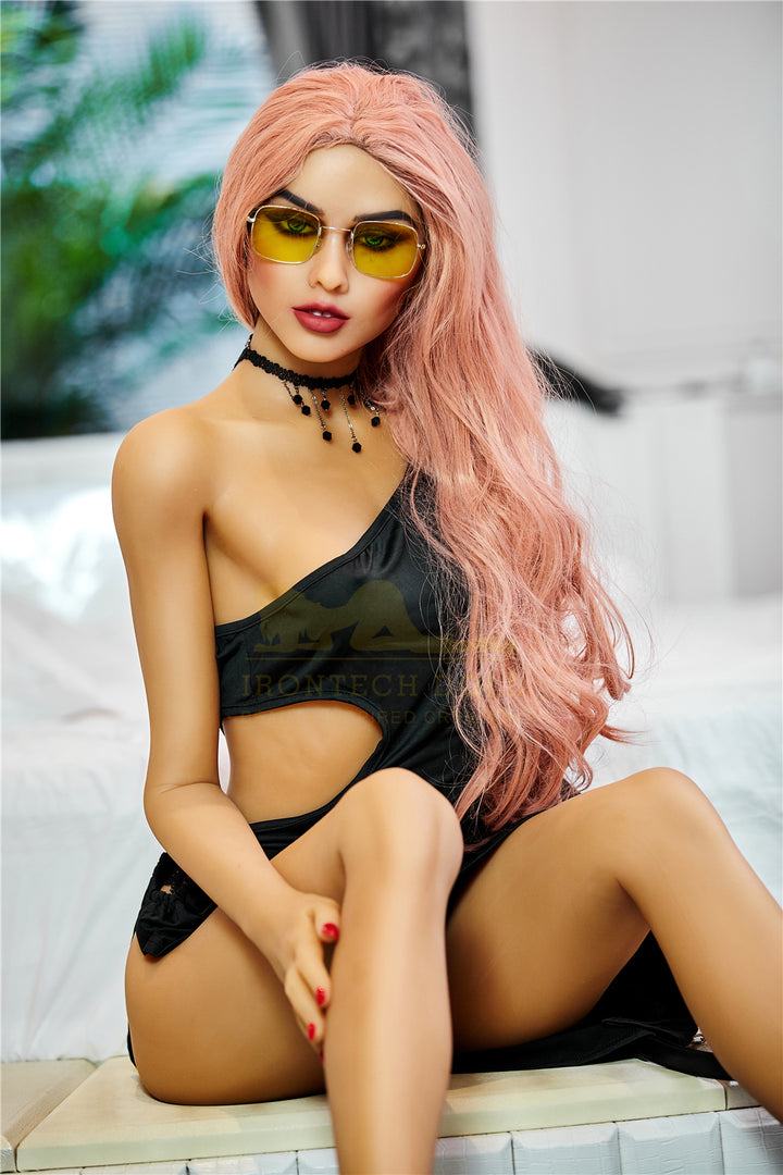 Irontech Sexpuppe Selina