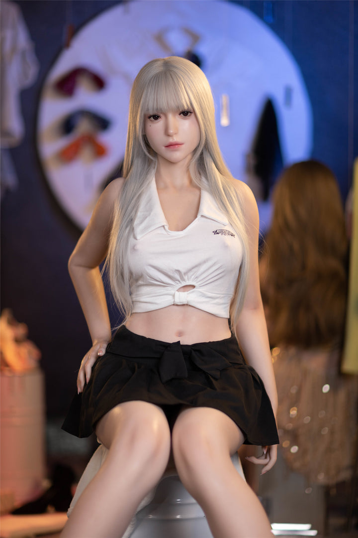 Golden Doll Natacha - housedoll - Sexroboter kaufen - Sexpuppe kaufen - Sexpuppe mieten Berlin - Günstige Sexpuppen