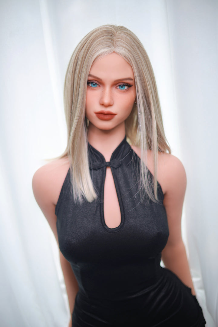 Firedoll Sexpuppe Sophie - housedoll - Sexroboter kaufen - Sexpuppe kaufen - Sexpuppe mieten Berlin - Günstige Sexpuppen