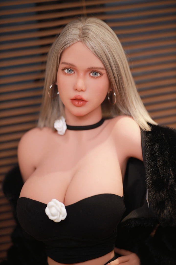 Firedoll Sexpuppe Tanja - housedoll - Sexroboter kaufen - Sexpuppe kaufen - Sexpuppe mieten Berlin - Günstige Sexpuppen