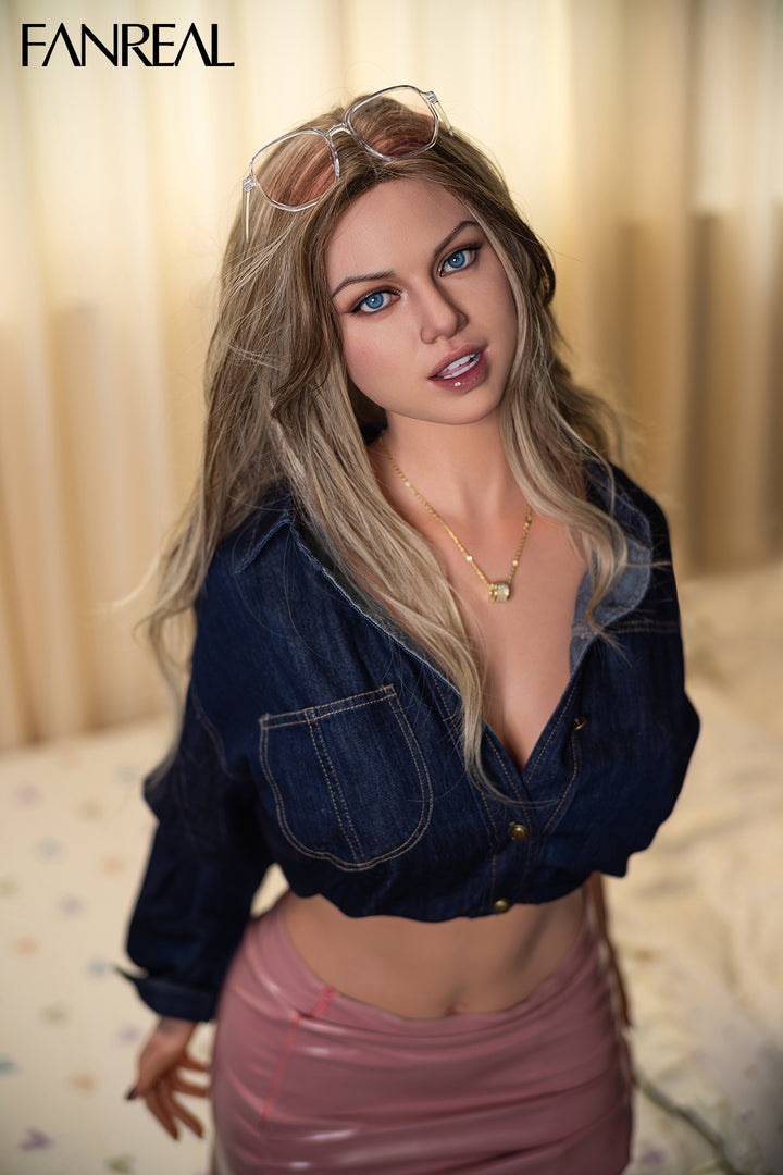 Fanreal Sex Doll Leni - housedoll - Sexroboter kaufen - Sexpuppe kaufen - Sexpuppe mieten Berlin - Günstige Sexpuppen