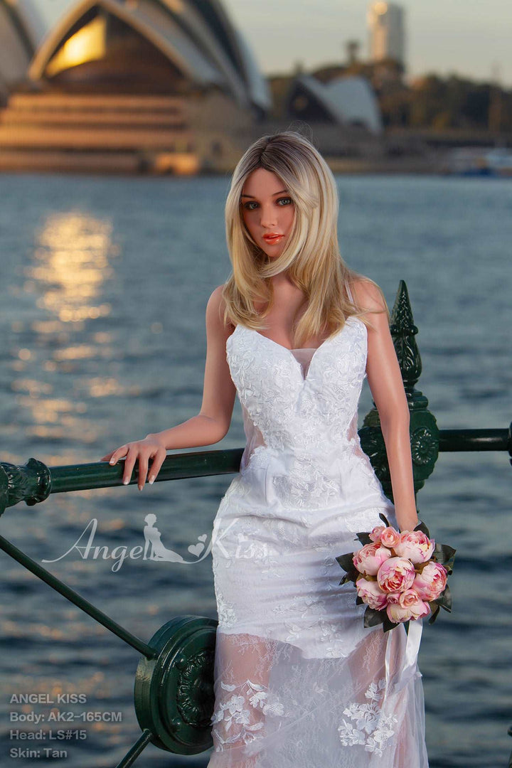 Angel Kiss Silikonpuppe Emilia - housedoll - Sexroboter kaufen - Sexpuppe kaufen - Sexpuppe mieten Berlin - Günstige Sexpuppen