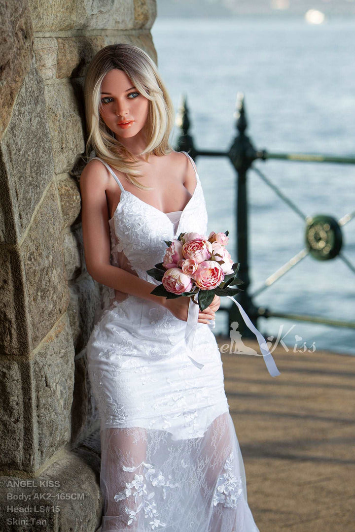 Angel Kiss Silikonpuppe Emilia - housedoll - Sexroboter kaufen - Sexpuppe kaufen - Sexpuppe mieten Berlin - Günstige Sexpuppen