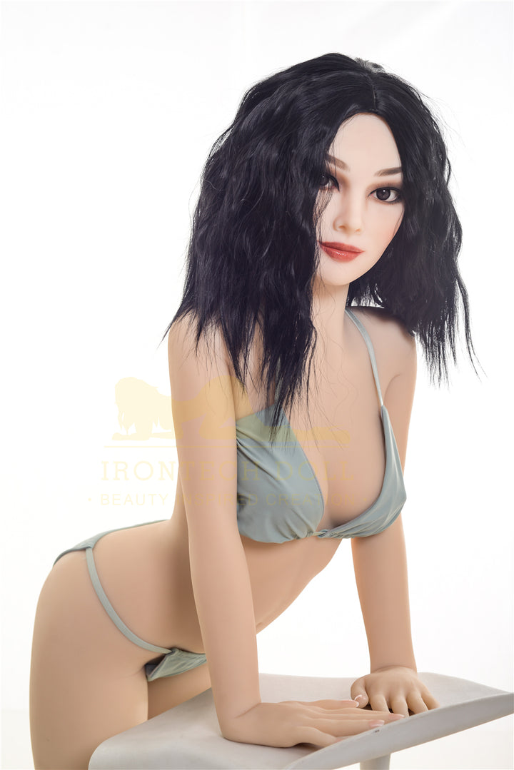Irontech Sexpuppe Hellena - housedoll - Sexroboter kaufen - Sexpuppe kaufen - Sexpuppe mieten Berlin - Günstige Sexpuppen